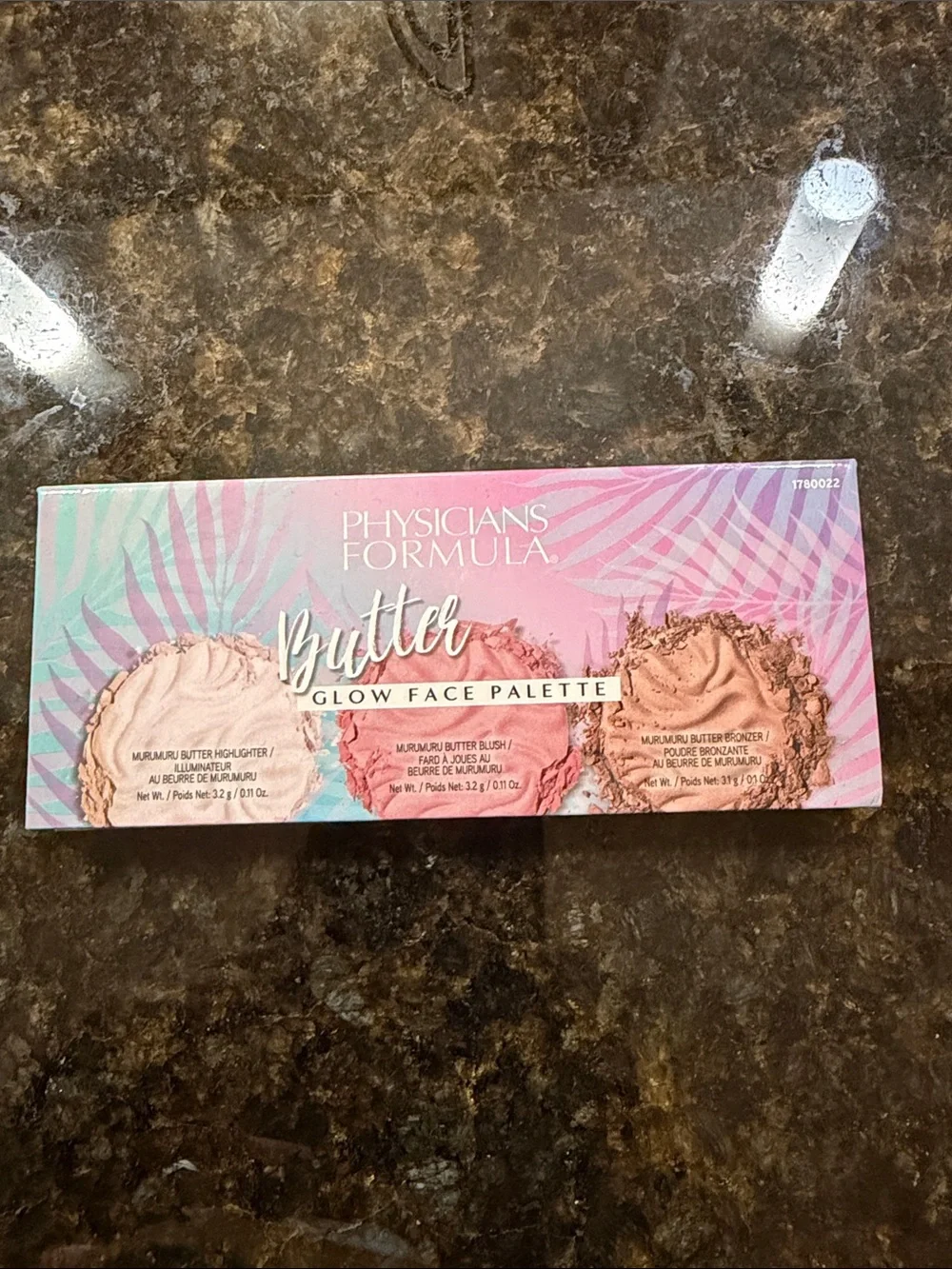 Physicians Formula Butter Glow Face Palette - New (Highlighter is cracked)